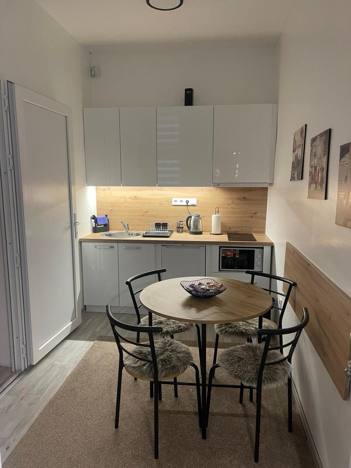 Lily Apartmani SJJ Exteriér fotografie
